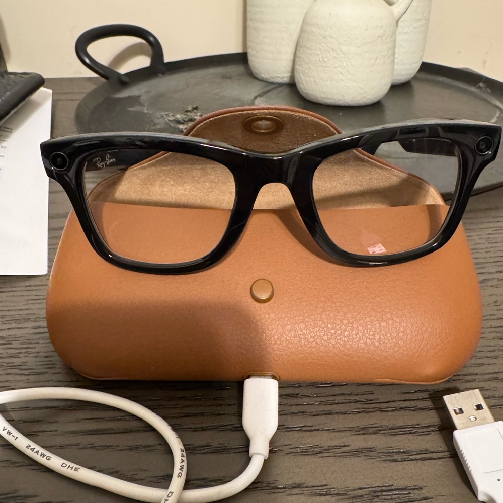 Meta AI transition lenses, gen 1